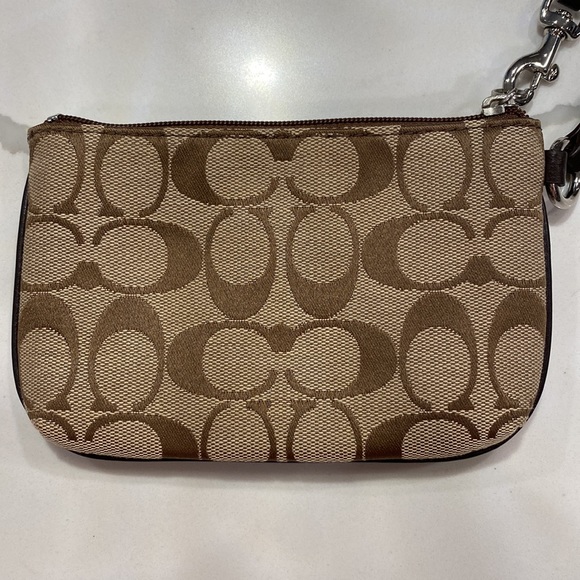 NWOT Authentic Coach Wristlet - Picture 2 of 3
